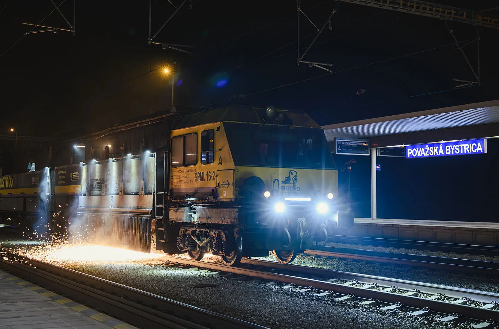 Hrochostroj SK - Komplexná údržba a rekonštrukcia tratí